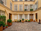 Paris Luxury Flat Pet Friendly